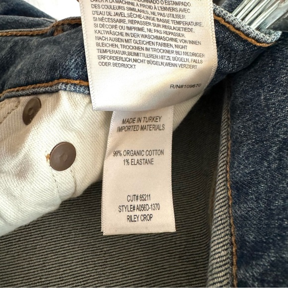 Agolde Riley High Rise Cropped Straight Leg Jeans - Picture 14 of 16